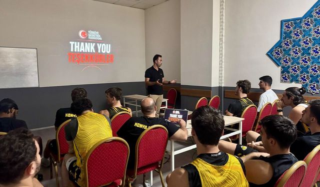 Basketbolda kurallar değişiyor: Konyalı hakem yeni dönemi anlattı