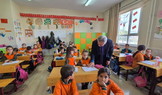 İl Müdürü Yiğit Karatay'da okul çalışmalarını inceledi!