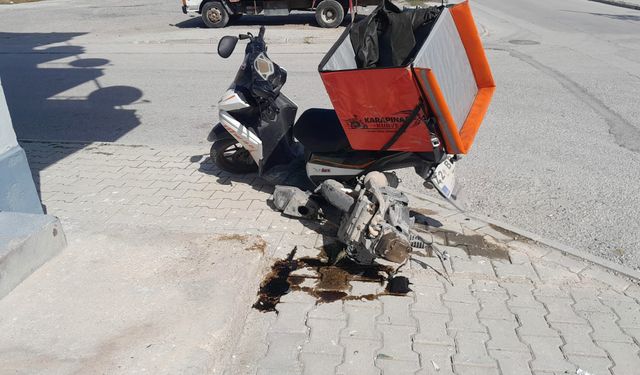 Karapınar'da korkutan kaza: otomobil ile motosiklet çarpıştı!