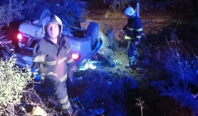Otomobil şarampole yuvarlandı! Yaralılar var…