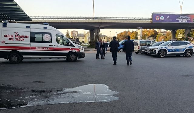 Otomobilin çarptığı gençten kahreden haber!