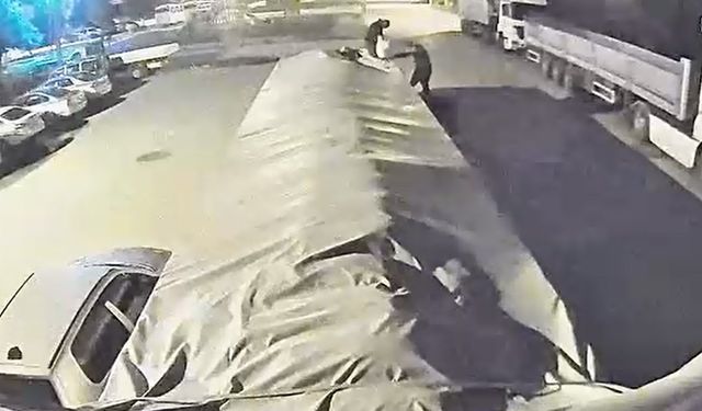 Akılalmaz hırsızlık! Tonlarca şeker çaldılar