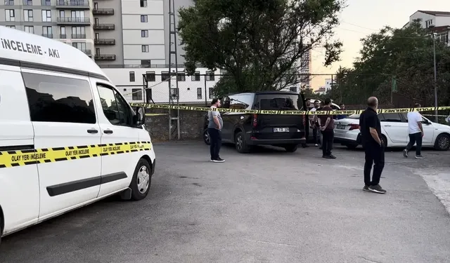 Bir gence sokak ortasında dehşeti yaşattılar! Hayati mücadelesi sürüyor…