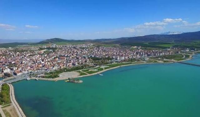 Nereden nereye... Beyşehir'in 91 yıllık değişimi