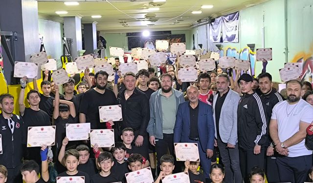 Kaya Fight Spor Kulübü’nden Konya’da Bir İlk: 100 Sporcuyla Khan Sınavı Heyecanı!