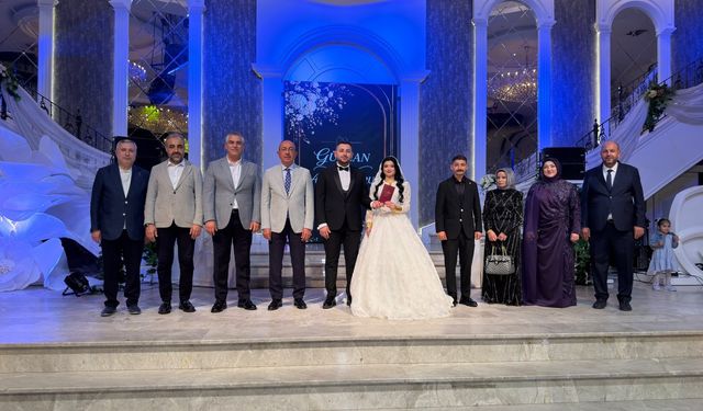 Gülcan ile Ahmet Faruk görkemli bir düğünle dünyaevine girdi!