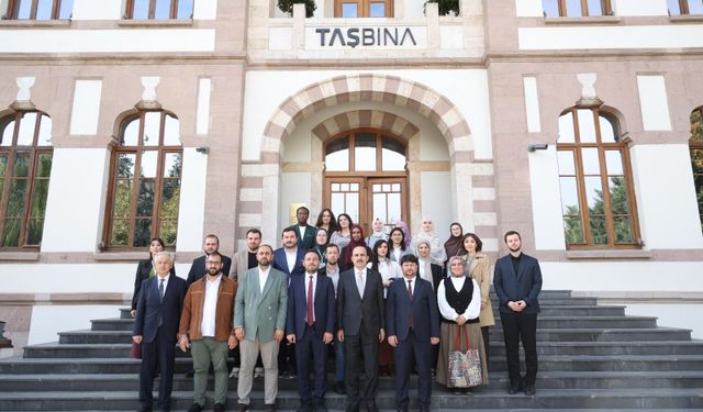 Dünyanın farklı coğrafyalarından gelen genç kalemler Konya’da buluştu