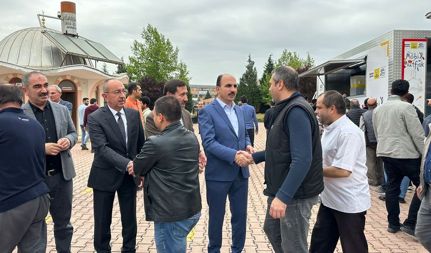 Cuma bereketi buluşturdu