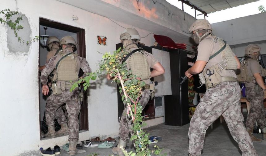 Dublörlü dolandırıcılık çetesi çökertildi
