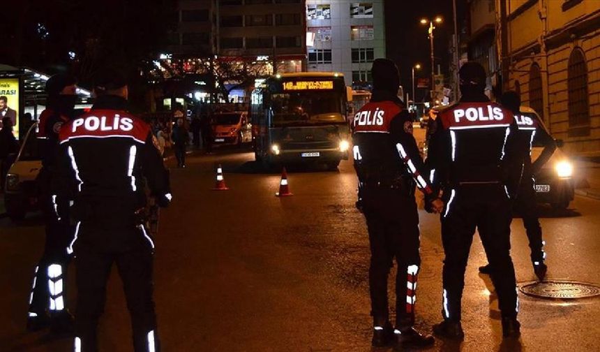 İstanbul'da aranan 663 zanlı yakalandı