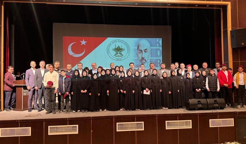 Karapınar'da İstiklal Marşı'nın Kabulü programı düzenlendi