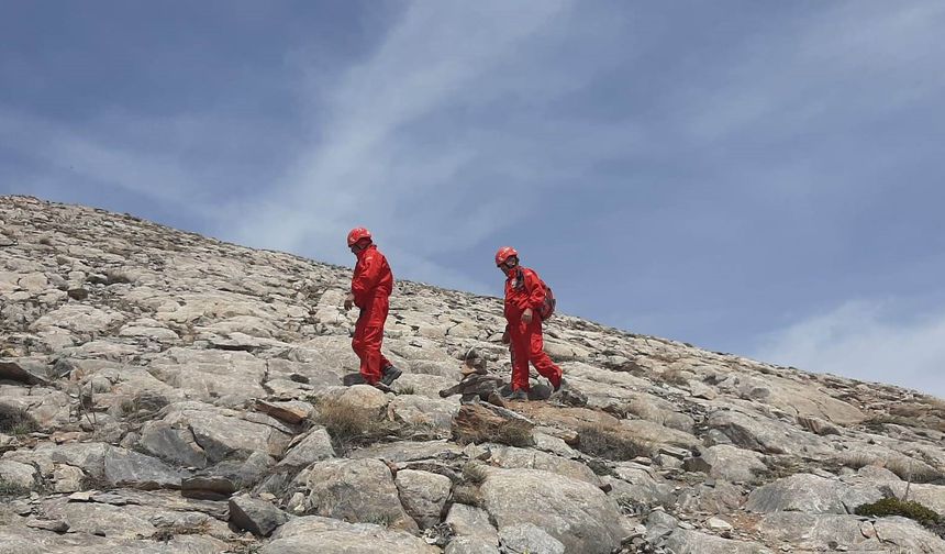 Mersin’de kaybolan Konyalı  dağcı için arama çalışması sürüyor