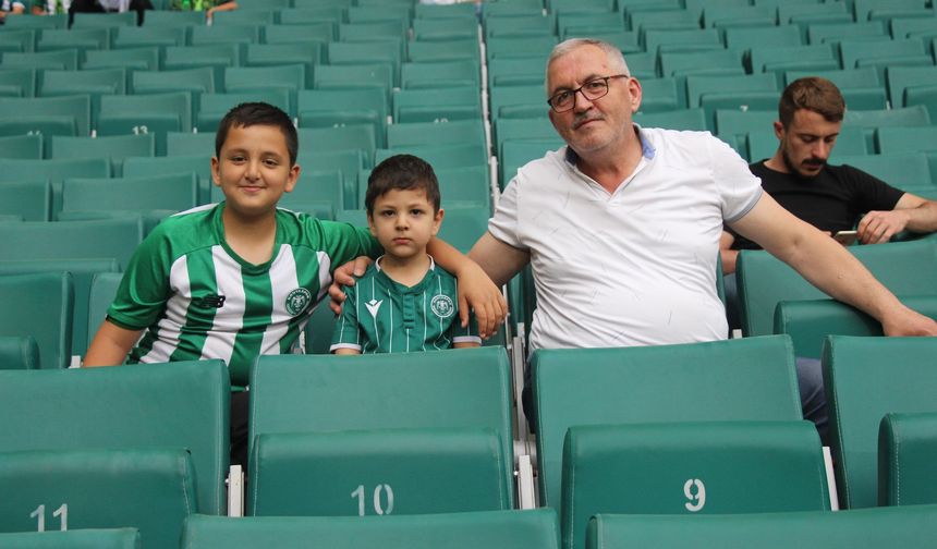 Konyaspor taraftarı sezonu böyle uğurladı