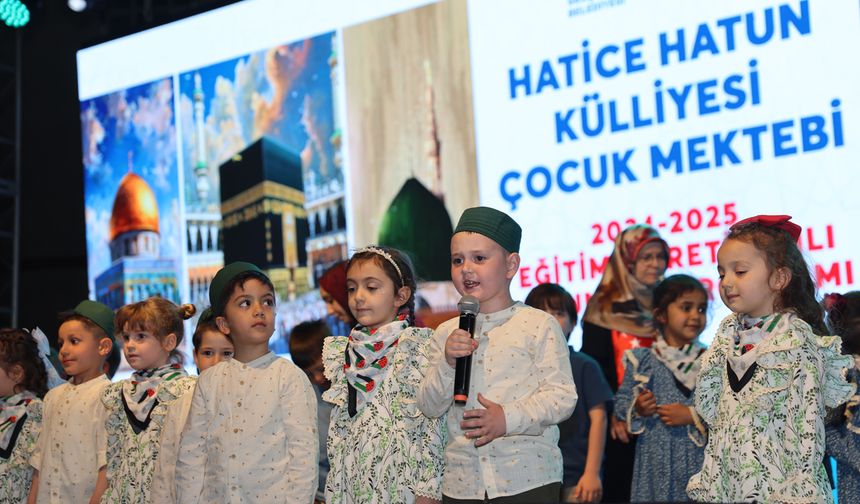 Selçuklu’da minikler Kur’an öğrenip mezuniyet coşkusu yaşadı