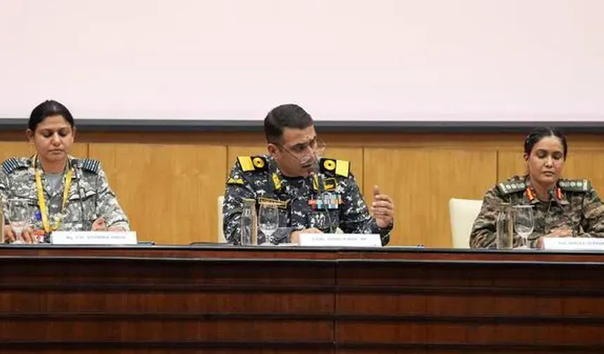 Hindistan ve Pakistan, birbirlerini ateşkesi ihlal etmekle suçluyor