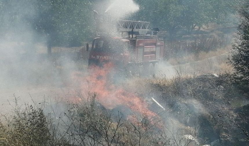 Isparta-Konya yolu üzerinde yangın çıktı