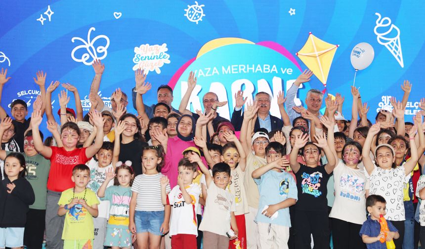 Öğrenciler şenlikte  doya doya eğlendi