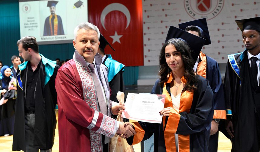KTÜN'de mezuniyet heyecanı sardı