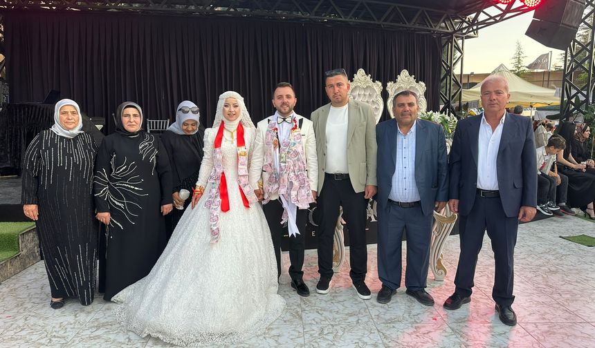 Ceylan ve Özcan ailesinin mutlu günü…