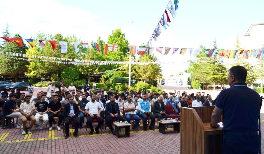 Ümmetin mezunları Konya’da buluştu