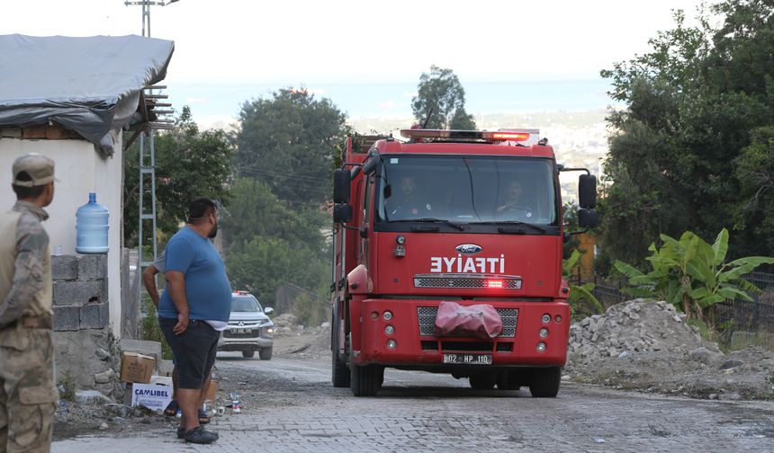 Bir şehirde daha yangınla mücadele sürüyor