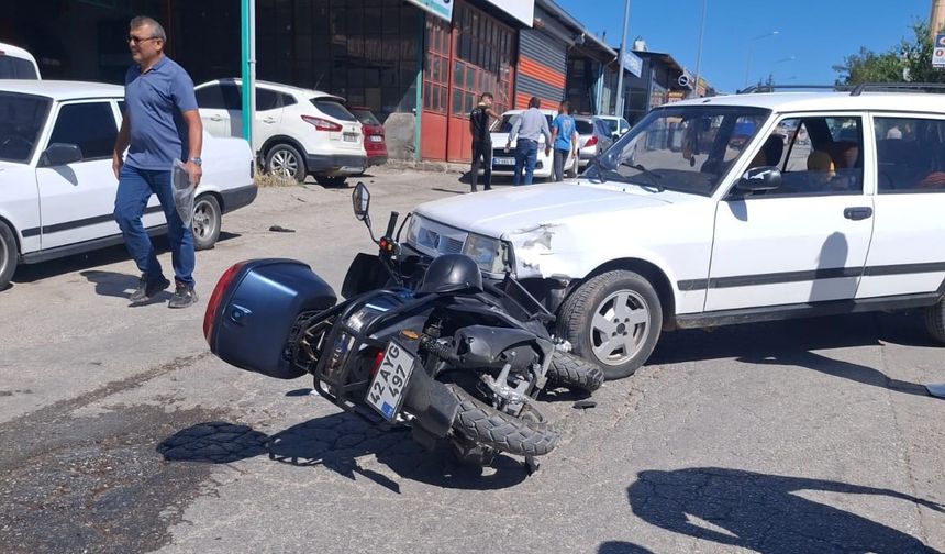 Konya'da motosikletle otomobil kazası