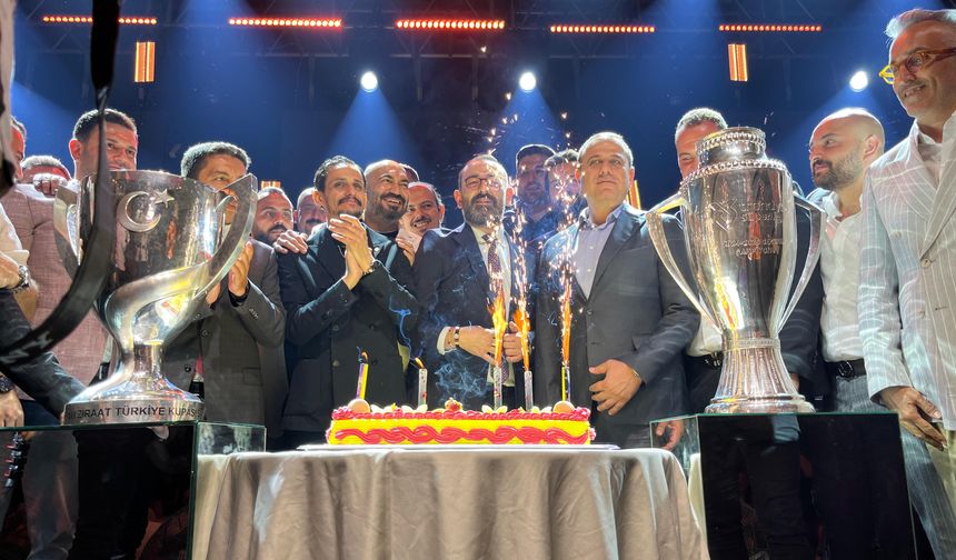 Galatasaray 25. şampiyonluğu Konya’da kutlandı