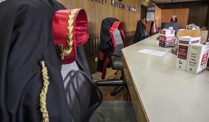 Eşinin yaptığı yemeklere hakaret, boşanma sebebi sayıldı