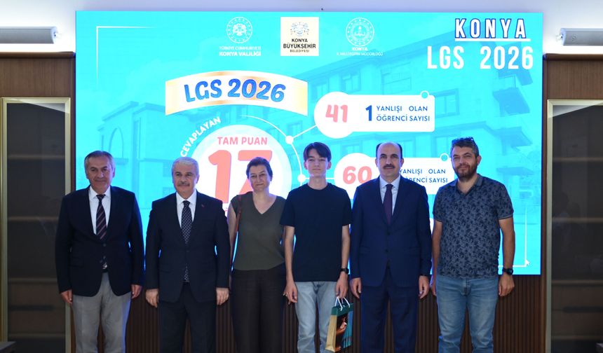 Konya'nın şampiyon gençleri, protokolle buluştu