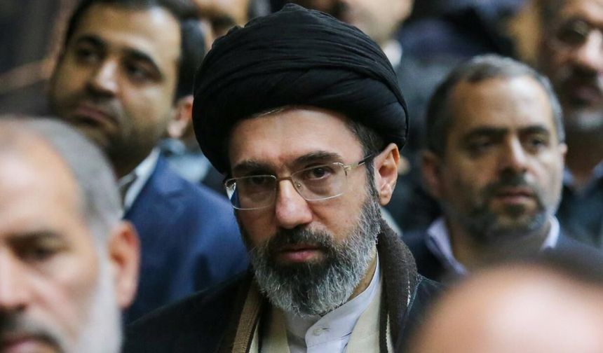 Tahran’dan Beyaz Saray’a sert rest: "ABD Başkanı’nın i̇mzası tamamen değersizdir!