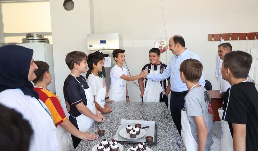 Başkan Altay Konyalı gençlerle buluştu!
