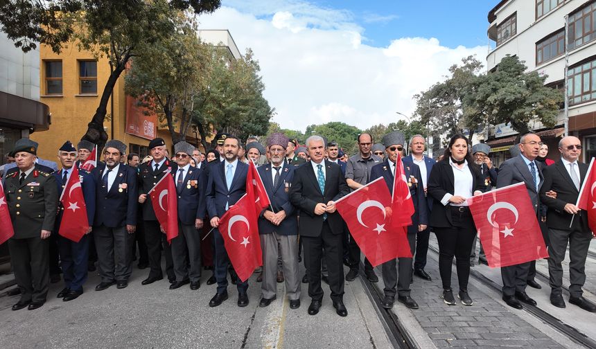 Konya "Kahramanlarla Kardeşlik Yolunda" yürüdü!