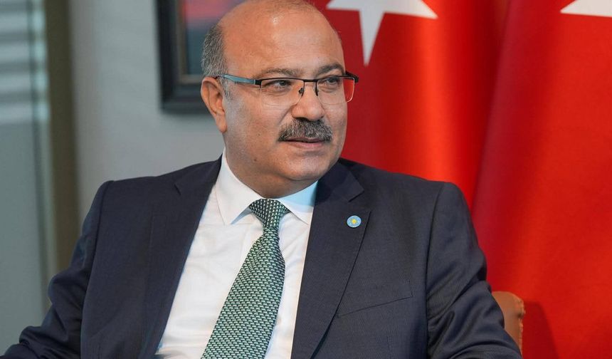 İyi Partili Ulusoy'dan "saksı" eleştirisi!