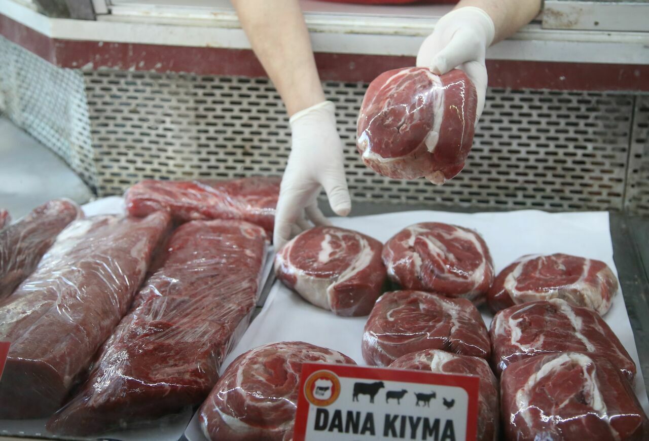 AA-20230625-31521031-31521026-KASAPLARDAN_KURBAN_ETINI_POSETE_KOYMAYIN_UYARISI