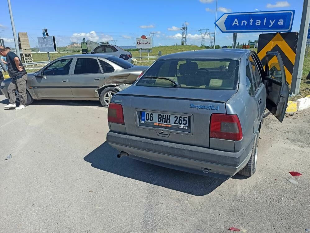 AW908466_02