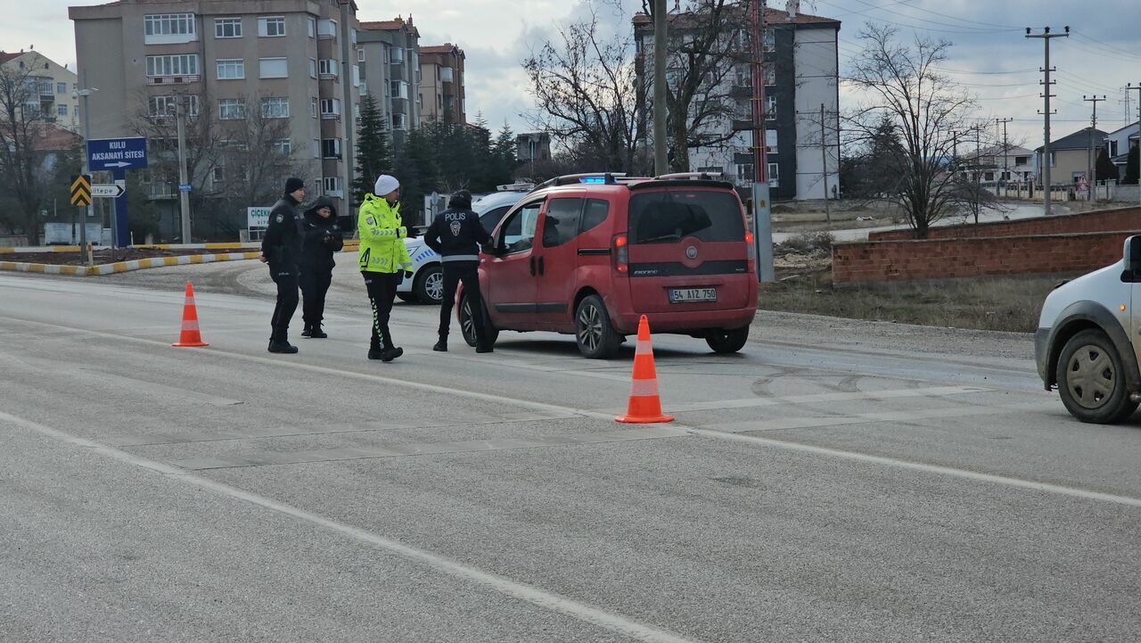 AA-20240127-33543685-33543681-KULUDA_ASAYIS_VE_TRAFIK_DENETIMI_YAPILDI