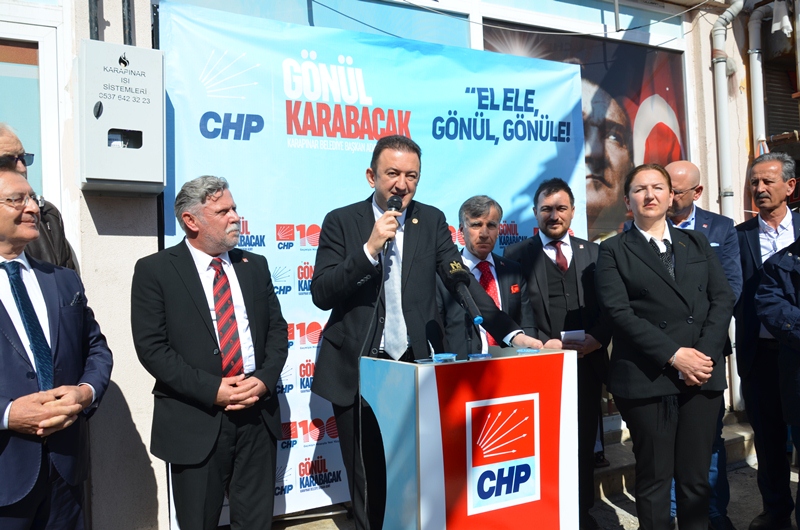 Chp Konya Mi̇lletveki̇li̇ Bariş Bektaş Konuşurken