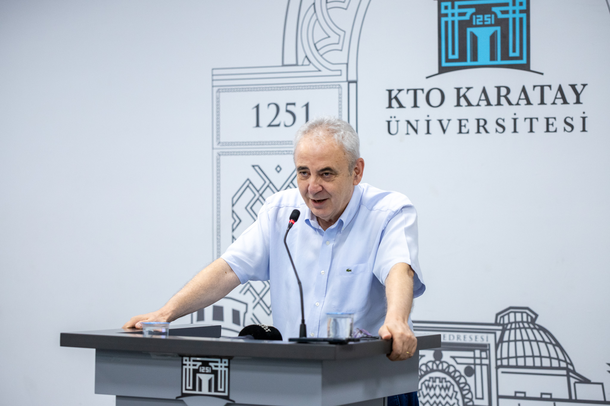 Kto Karatay Üniversitesi Rektörü Prof. Dr. Fevzi Rifat Ortaç