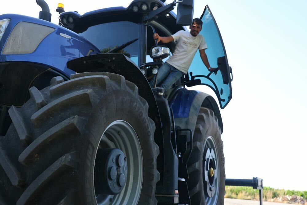 A W258732 02-1