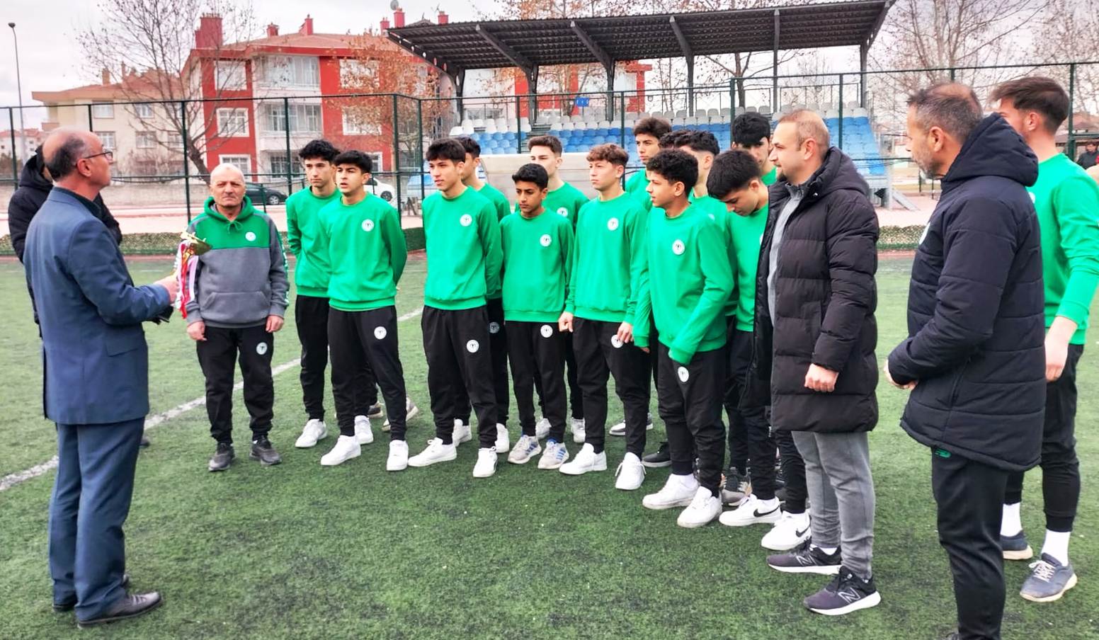 1922 Konyaspor Şampiyonluk Kupasını Kaldırdı (1)