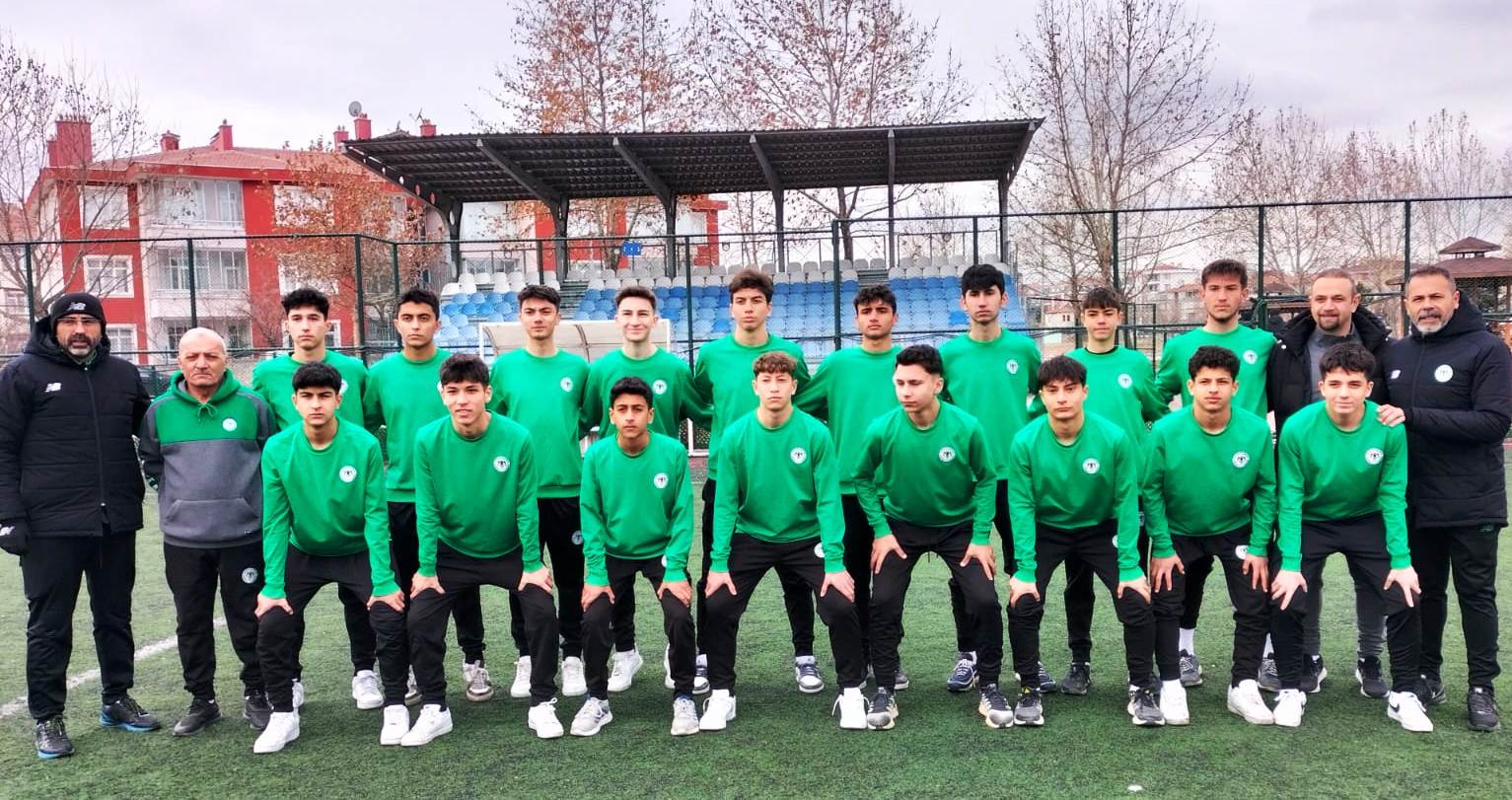 1922 Konyaspor Şampiyonluk Kupasını Kaldırdı (2)
