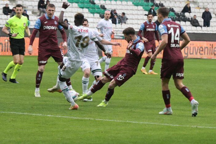 Canli Anlatim Konyaspor Trabzonspor 001