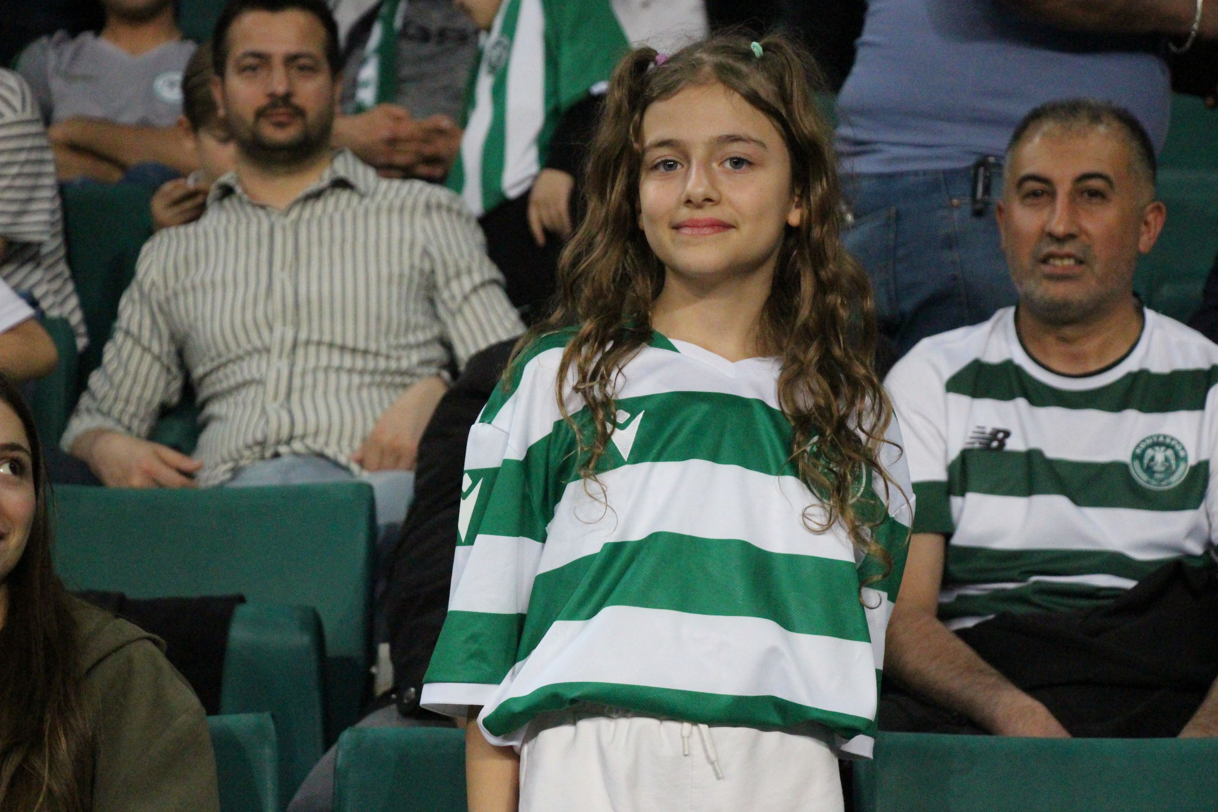 Konyaspor Taraftarından Yarı Finale Tam Destek