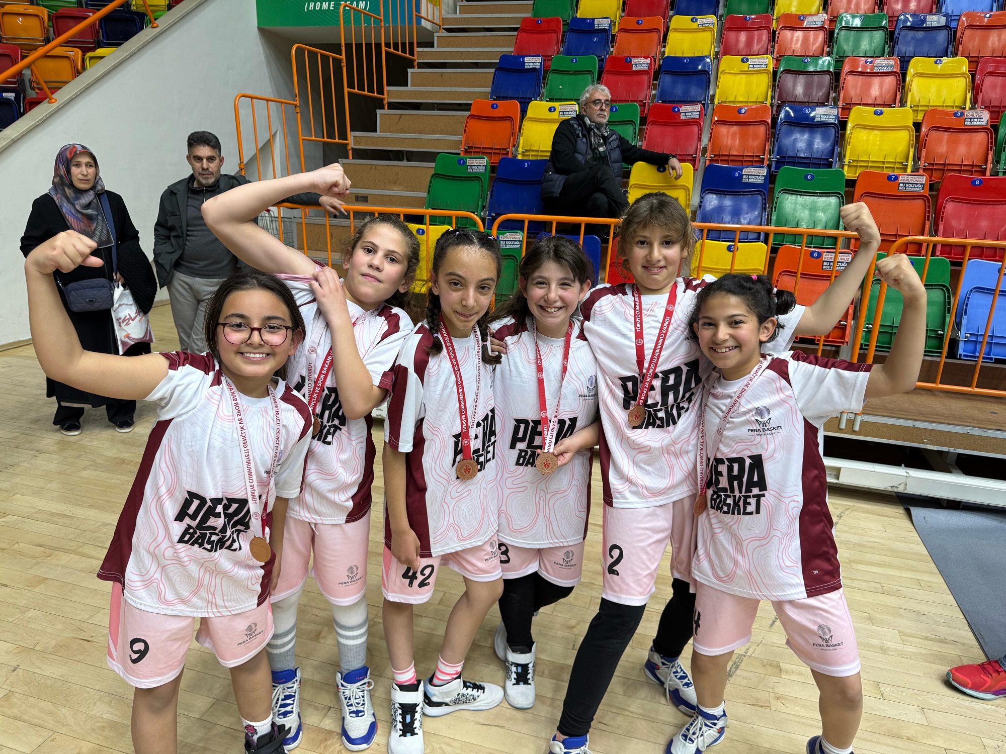 U10 Pera Kızlar Takımı Konya Üçüncüsü Oldu! (3)