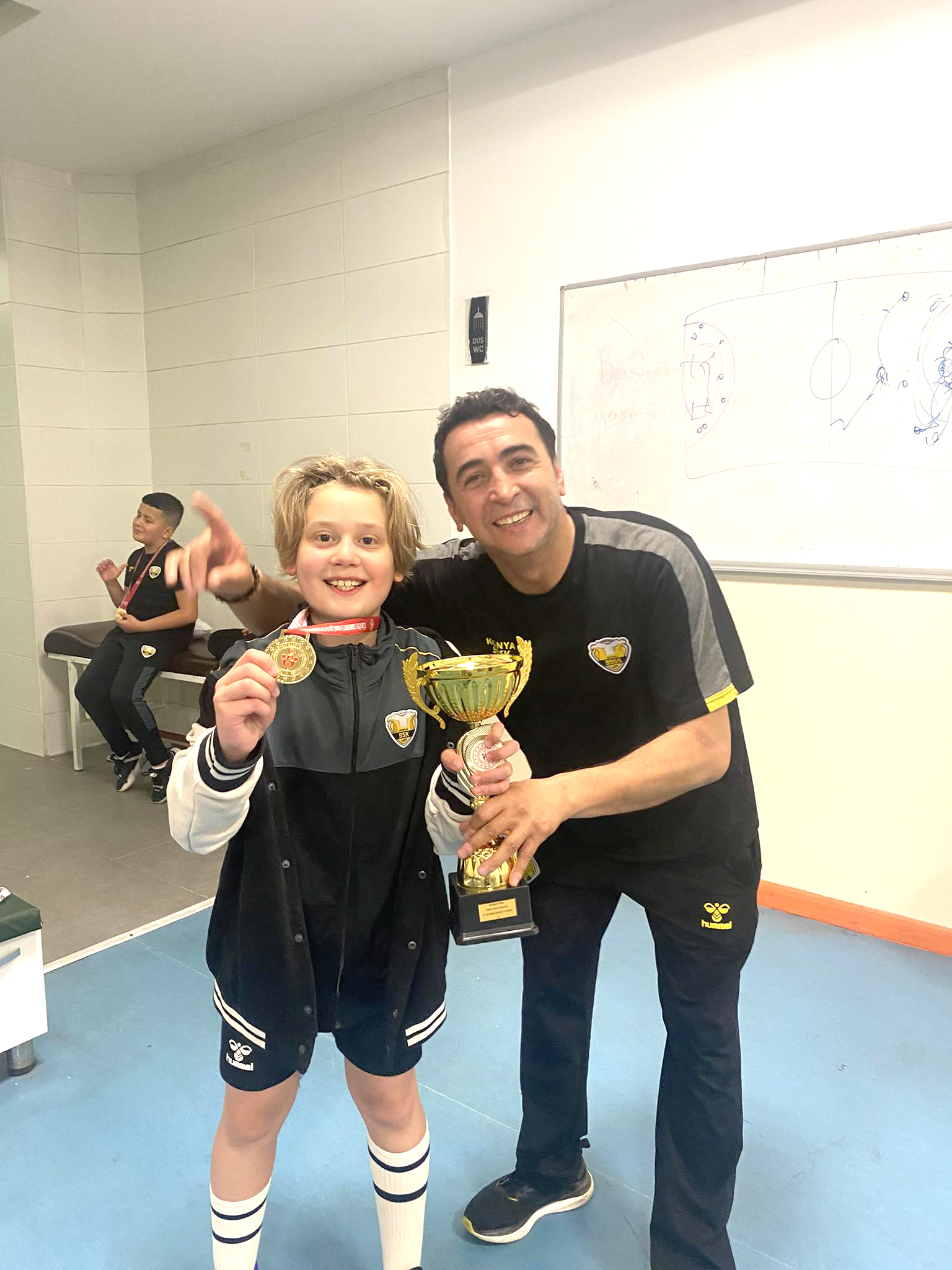 Konya Bbsk U 10 Basketbol Takımı Şampiyon Oldu! (2)