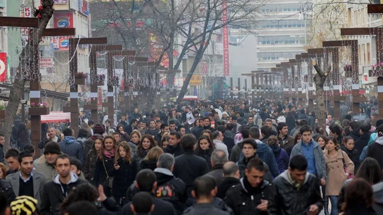 Ankara'nın En Kalabalık Mahallesi Hangisi