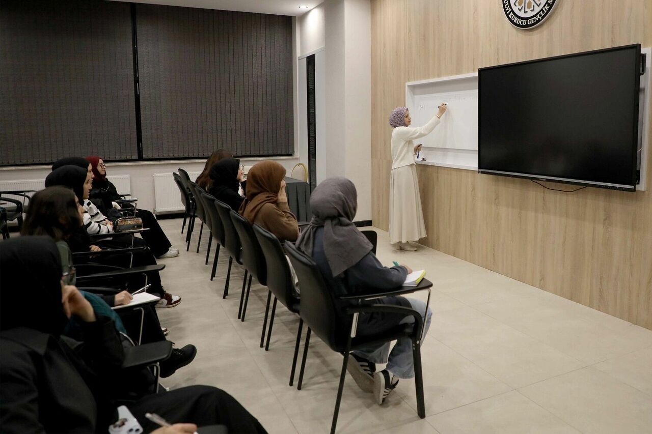 Güz Dönemi Eğitimleri Sürüyor (7)