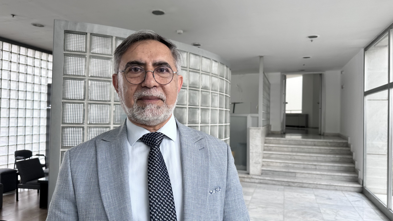 Kırmızı Ve Beyaz Modern Son Dakika Haberleri Youtube Küçük Resmi (14)-14