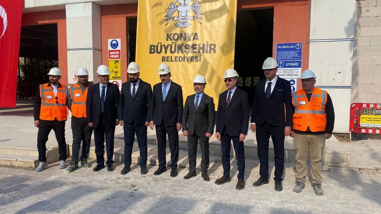 Kırmızı Ve Beyaz Modern Son Dakika Haberleri Youtube Küçük Resmi 2026 04 21T170200.036
