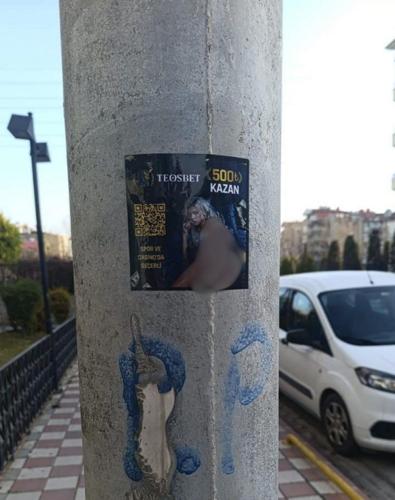 Kırmızı Ve Beyaz Modern Son Dakika Haberleri Youtube Küçük Resmi-415